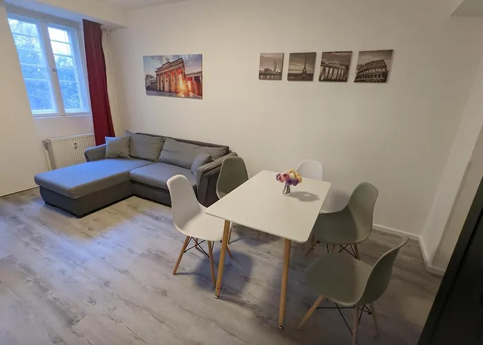 Modern City Apt, New And Exclusive, Fast Wifi, Tv